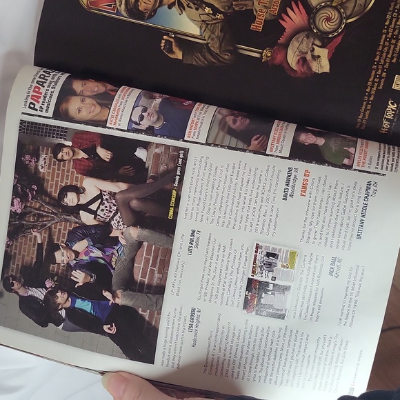 AP Magazine AFI #257 December 2009 - Picture 9 of 15